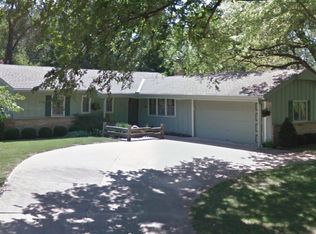 3701 W 97th St, Overland Park, KS 66206