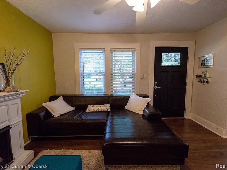 523 E Farnum Ave — Photo 5