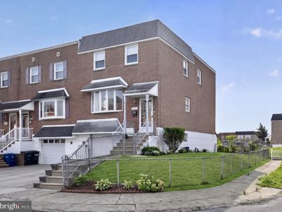 10211 Ambridge Pl, Philadelphia, PA, 19114