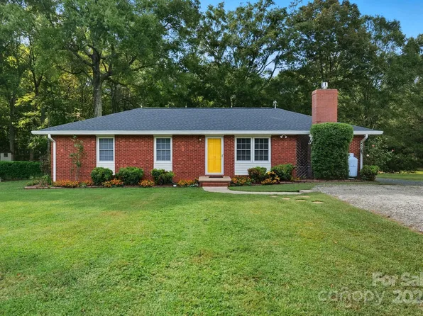 35 Happy Hollow Rd, Rockwell, NC 28138