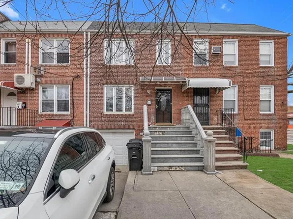 69-06 Fresh Meadow Ln, Flushing, NY 11365