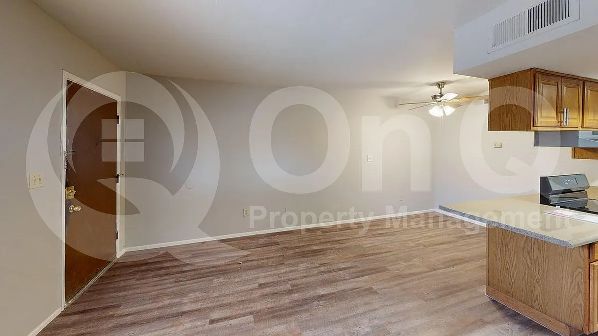 1 bed, 1.0 bath, 656 sqft, $849 — Photo 4