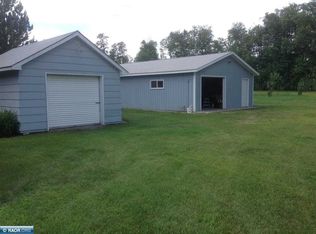 4477 Lost Lake Rd, Gilbert, MN 55741