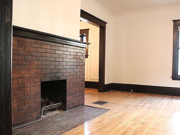 5th image of 1253 Bemis St SE