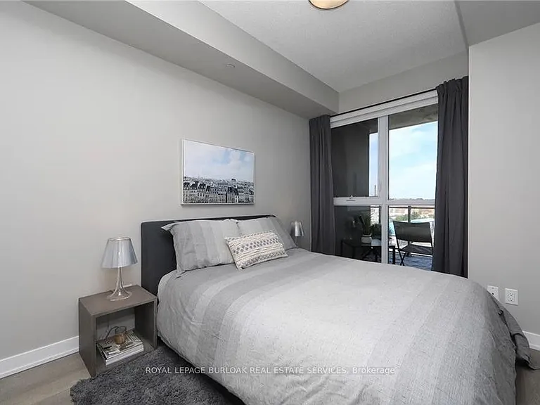 5240 Dundas St #B504 — Photo 18