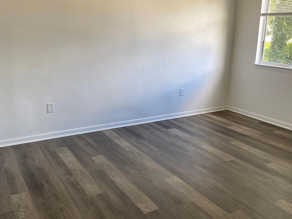 1st image of 247 W 29th St #D