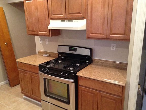 3rd image of 1267 Winston Rd