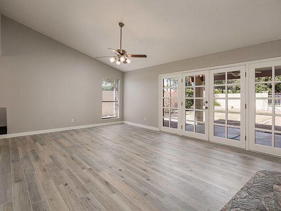 7432 W Morrow Dr  -Interiors - MLS-6