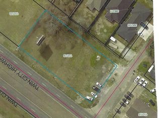 1000 S Twin City Hwy, Nederland, TX 77627