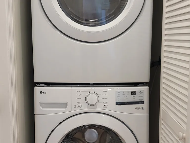 In-Unit LG Washer & Dryer