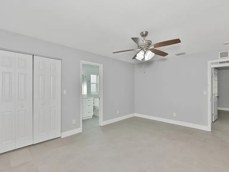 8433 Somerset Dr — Photo 18