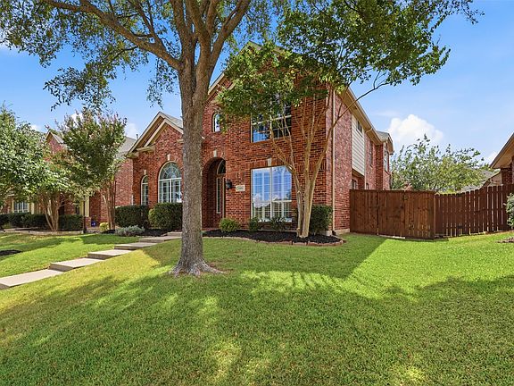 3rd image of 6811 Bendbrook Dr