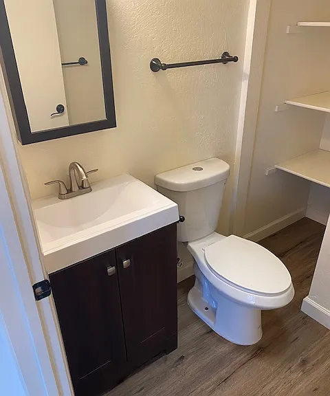 3910 Portola Dr — Photo 27