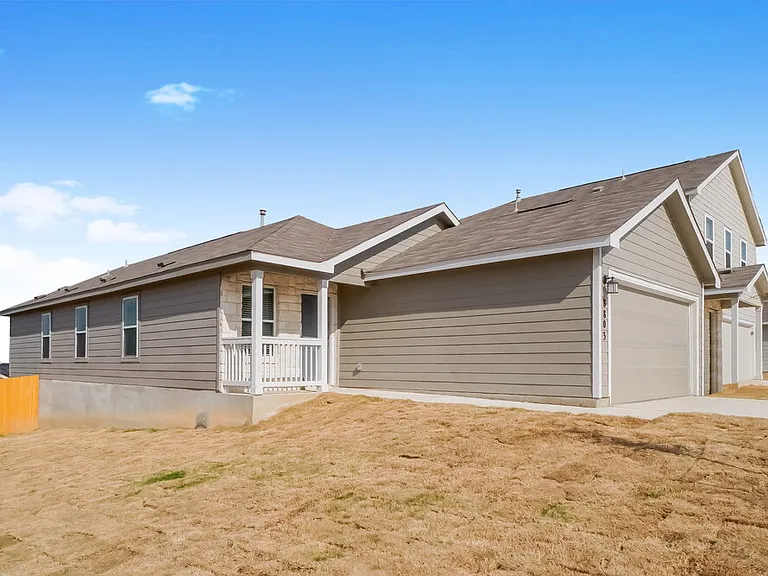 8803 Barrow Path — Photo 3