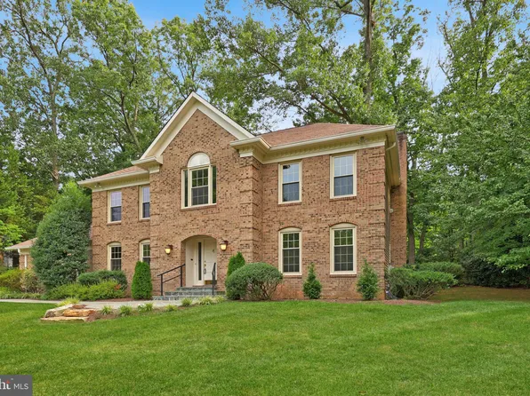 11625 Deer Forest Rd, Reston, VA 20194