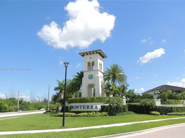 9336 W 34th Ct, Hialeah, FL 33018