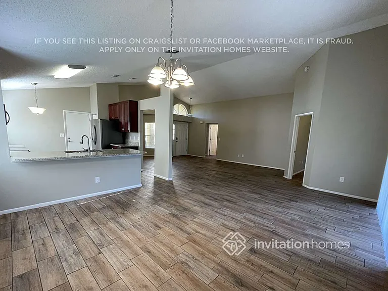 1517 Chepacket St — Photo 6