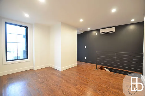 Rented by Brooklyn High Rise LLC | media 46