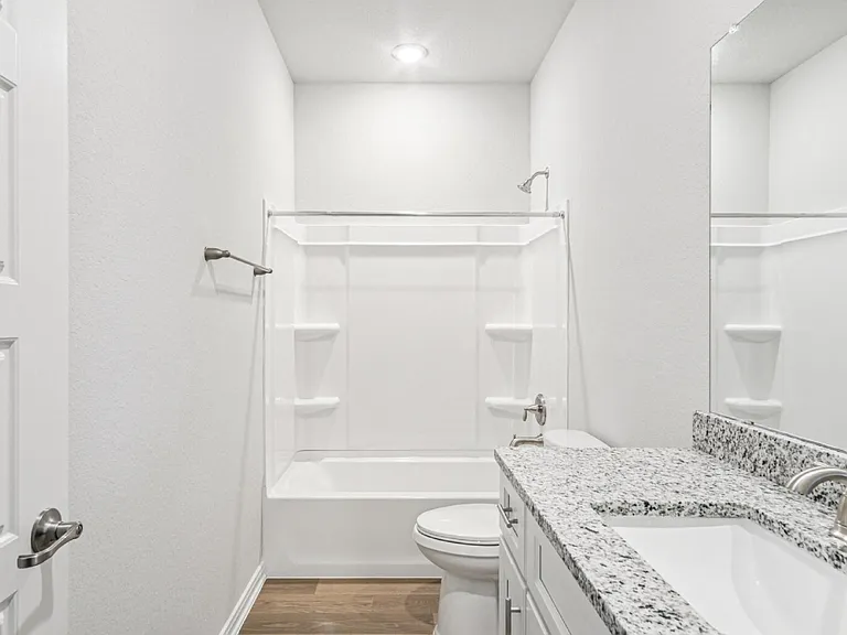 7146 Magnolia Vlg #201 — Photo 24