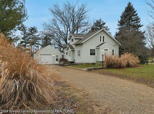 3518 Ruth Ave, Lansing, MI 48910