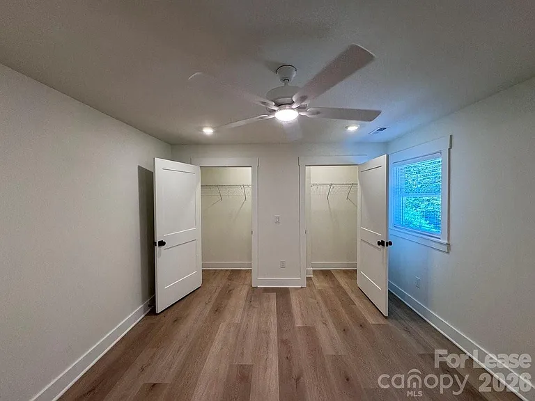 549 Manhasset Rd — Photo 25