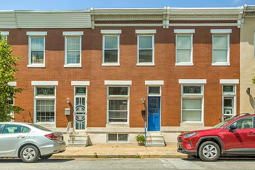 3608 Hudson St Photo 1