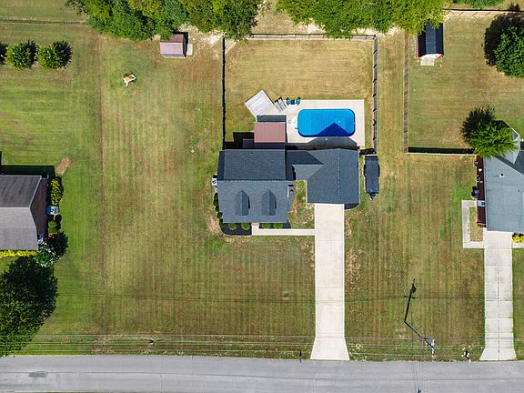 4th image of 16 Eastridge Rd
