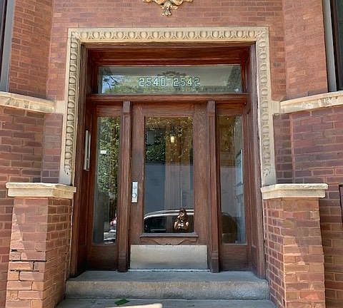 2nd image of 2542 N Sacramento Ave APT B