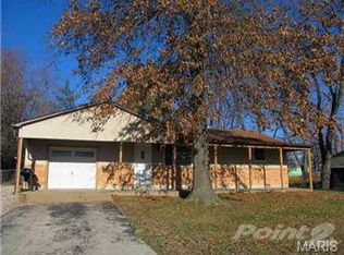 4725 Valley St, Sullivan, MO 63080