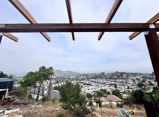 8042 Sterling Dr, El Cajon, CA 92021