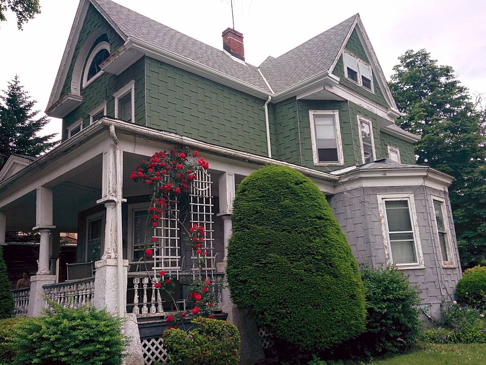 1st image of 8529 109th St