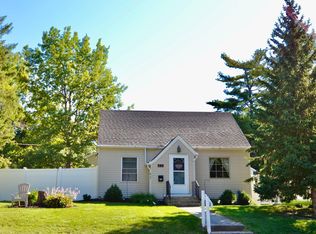 621 5th Ave SW, Faribault, MN 55021