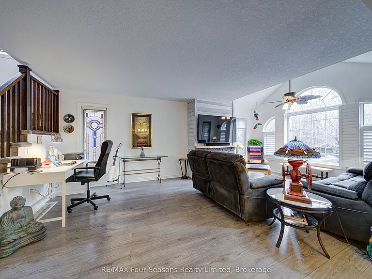 9 Brooke Ave — Photo 19