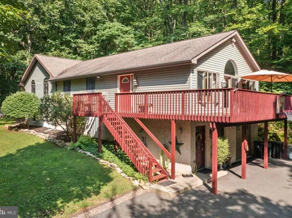 495 Fancy Hill Rd, Boyertown, PA 19512