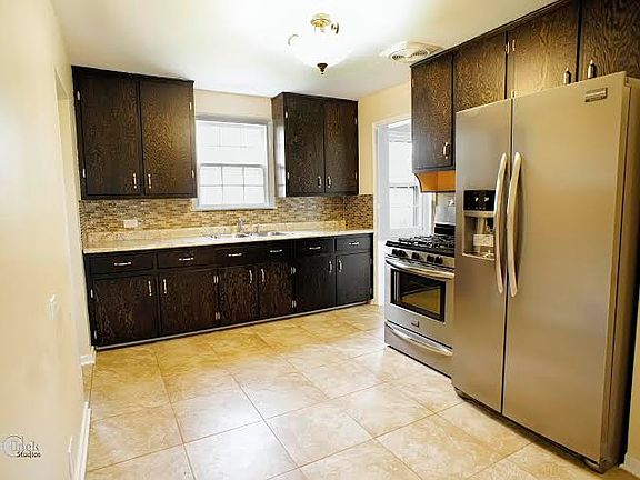 2nd image of 2754 N Lewis Ave