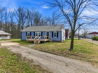 335 N 11th St, Sebring, OH
