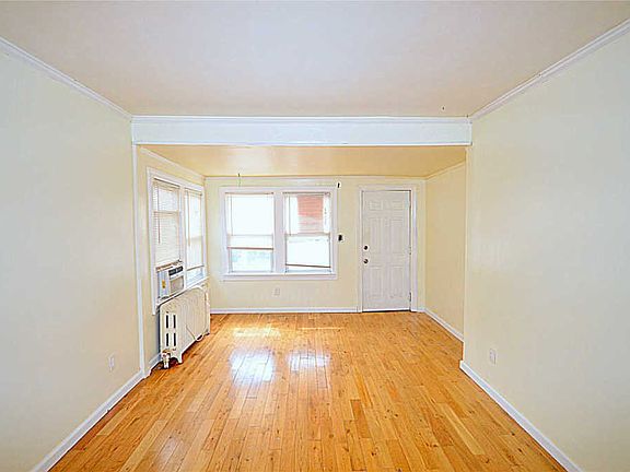 4th image of 948 N 7th St