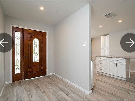 2nd image of 5130 Shady Oaks Ln