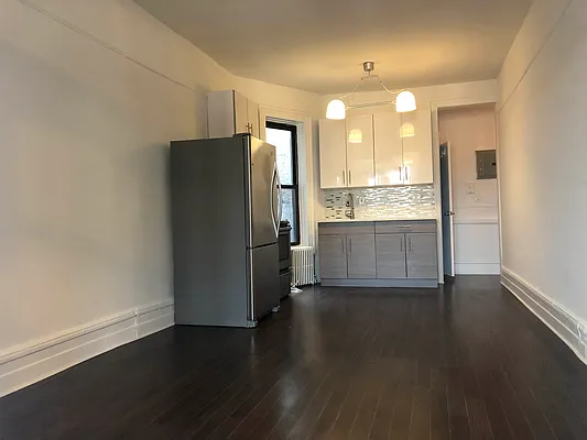 Rented by EXR | media 20