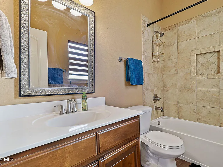 11608 Saint Thomas Way — Photo 32