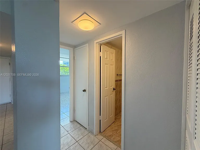 3660 NE 166th St #414 — Photo 8