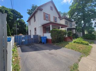 661 Bay St, Rochester, NY 14609