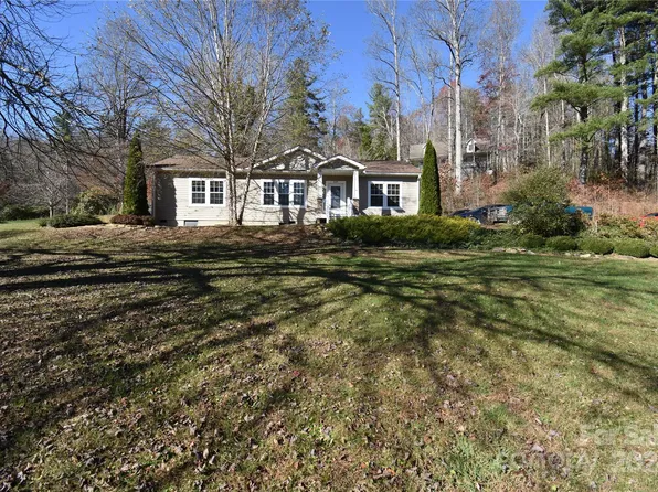 549 Freeman Creek Rd, Zirconia, NC 28790