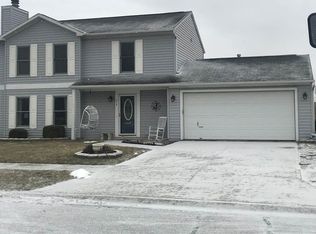 214 Aspen Dr, Kendallville, IN