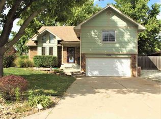 1606 E Brendonwood Rd, Derby, KS 67037