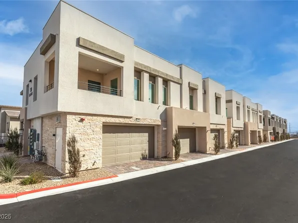 600 N Carriage Hill Dr #2098, Las Vegas, NV 89138