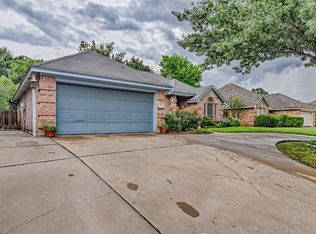 329 NE Alsbury Blvd, Burleson, TX 76028