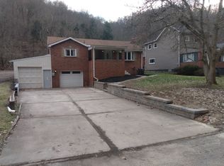 5204 W Smithfield St, McKeesport, PA 15135