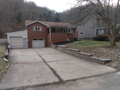5204 W Smithfield St, McKeesport, PA, 15135