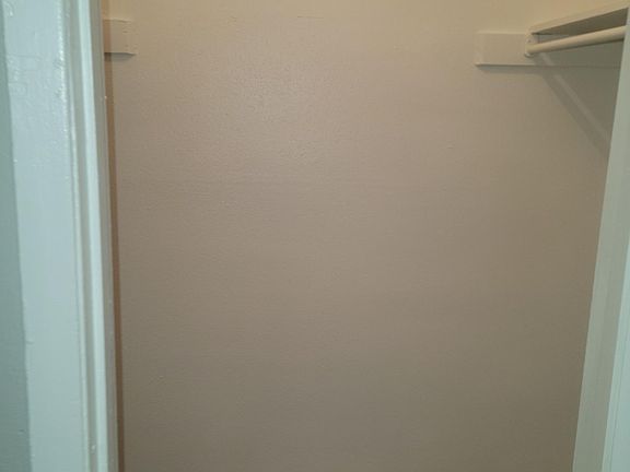 4th image of 2802 Lasses Blvd APT 14